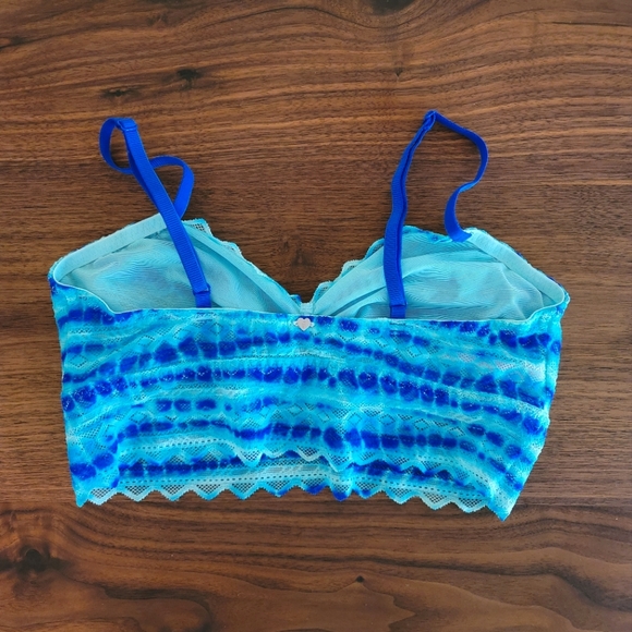 PINK Victoria Secret bralette bundle (NWOT) - Picture 3 of 10